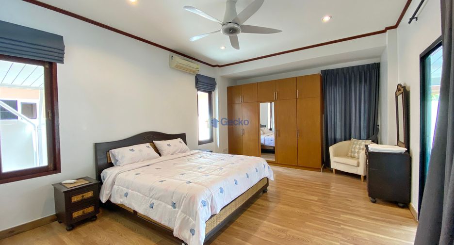 À louer 3 chambres maison à Sattahip, Chonburi