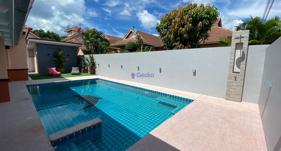 À louer 3 chambres maison à Sattahip, Chonburi