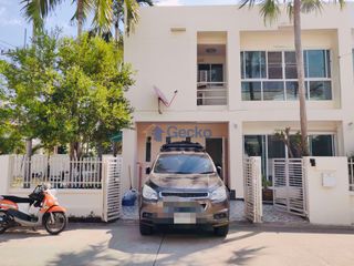 À louer 2 chambres maison à Bang Lamung, Chonburi
