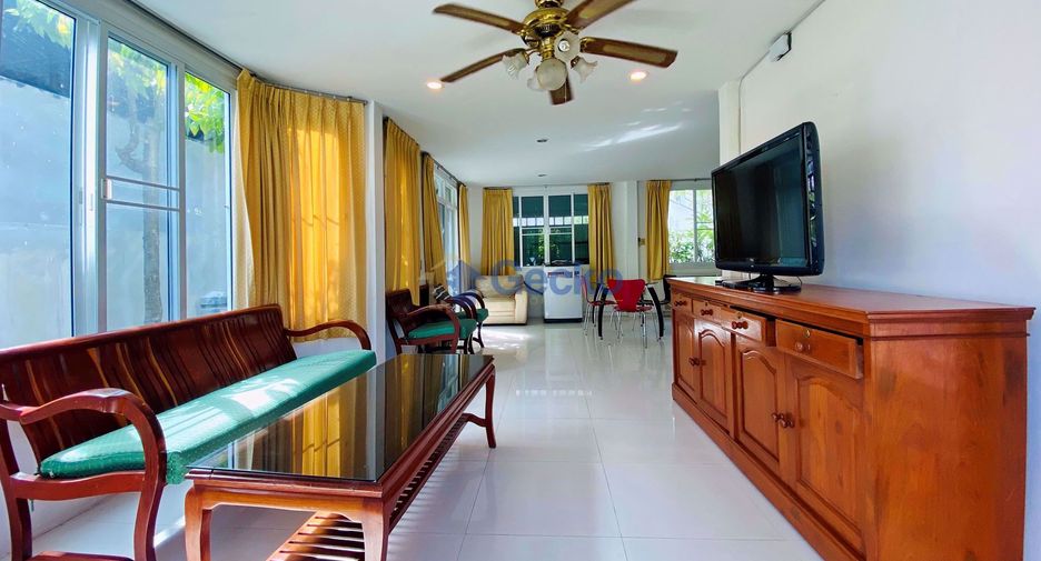 For rent 3 bedrooms house in Jomtien, Pattaya