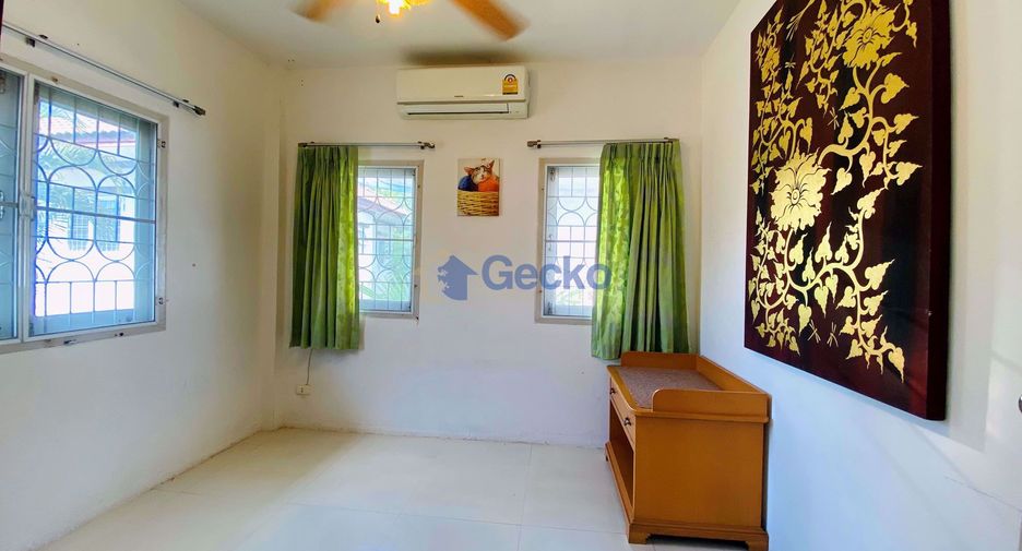 For rent 3 bedrooms house in Jomtien, Pattaya