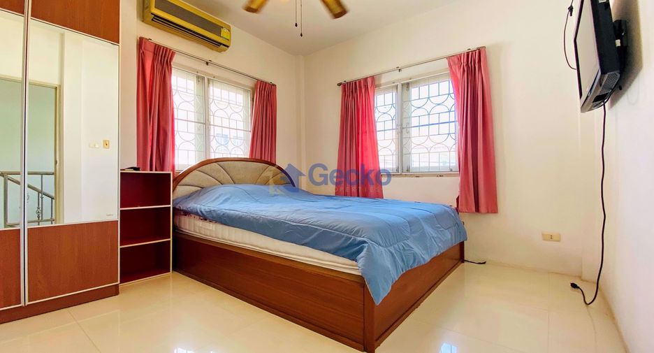 For rent 3 bedrooms house in Jomtien, Pattaya