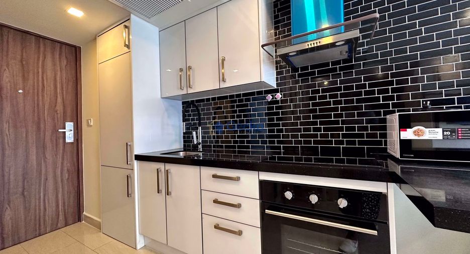 For rent 2 bedrooms condo in South Pattaya, Pattaya