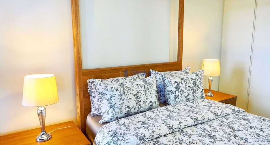 For rent 2 bedrooms condo in North Pattaya, Pattaya