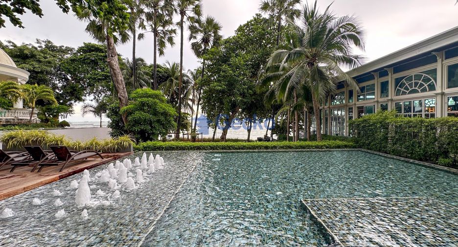 For rent 2 bedrooms condo in North Pattaya, Pattaya