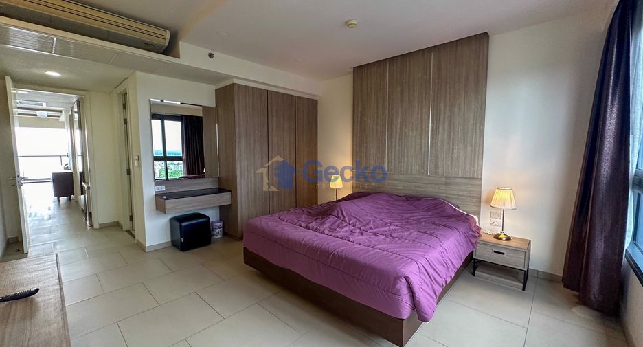 For rent 2 bedrooms condo in North Pattaya, Pattaya
