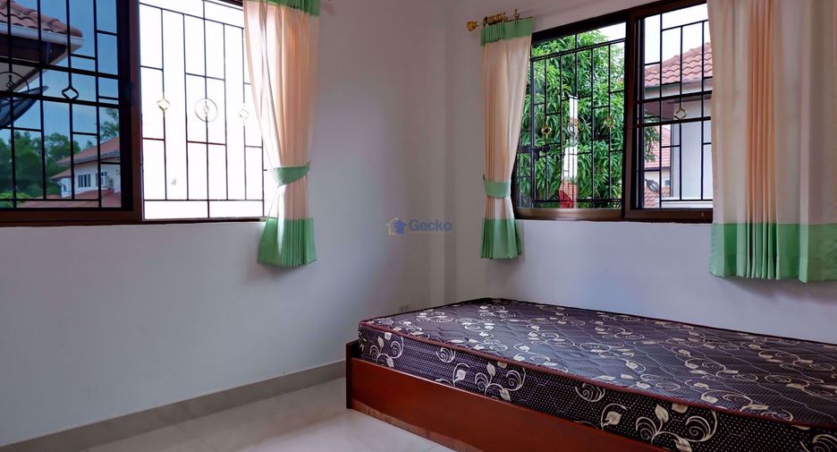 For rent 5 bedrooms house in East Pattaya, Pattaya