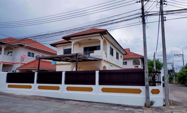 For rent 5 bedrooms house in East Pattaya, Pattaya