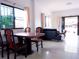 À louer 5 chambres maison à Bang Lamung, Chonburi