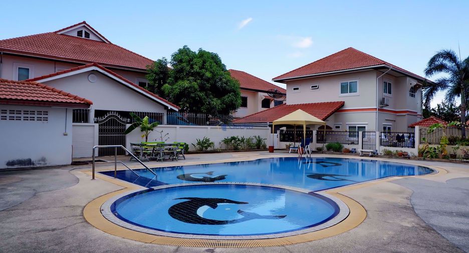 For rent 5 bedrooms house in East Pattaya, Pattaya
