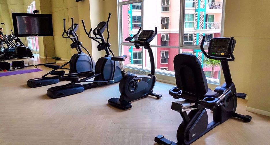 For rent 2 bedrooms condo in South Pattaya, Pattaya