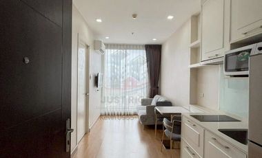 For sale 1 bed condo in Phra Khanong, Bangkok