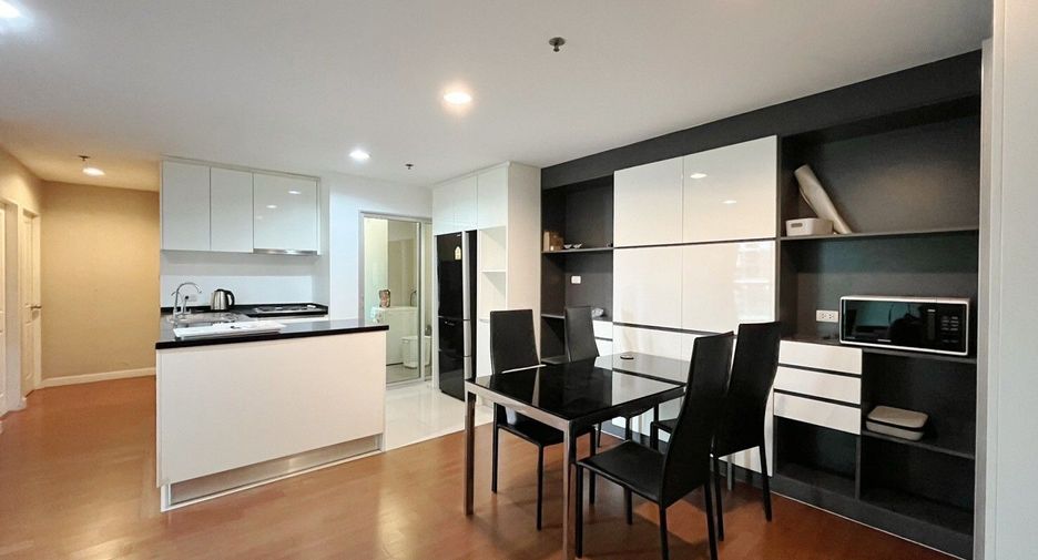 For sale 2 bedrooms condo in Huai Khwang, Bangkok