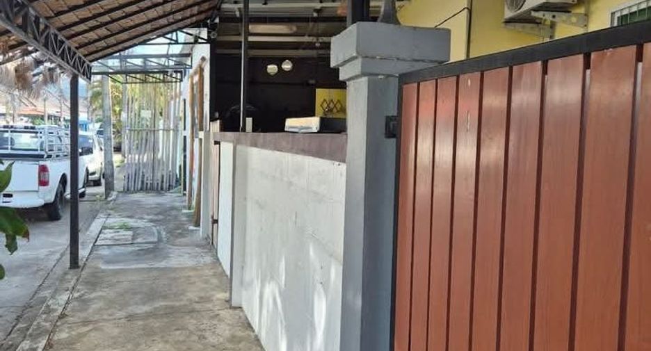 For rent 3 bedrooms house in Mueang Phuket, Phuket