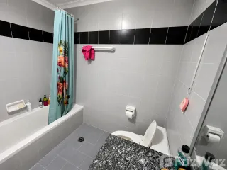 Condo en venta de 2 habitaciones en Huai Khwang, Bangkok