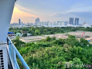 Condo en venta de 2 habitaciones en Huai Khwang, Bangkok