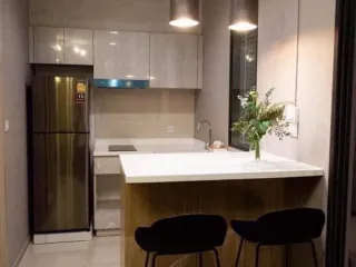 For rent 1 bed condo in Pathum Wan, Bangkok
