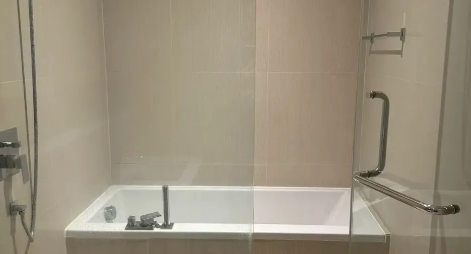 Condo en alquiler de 2 habitaciones en Watthana, Bangkok