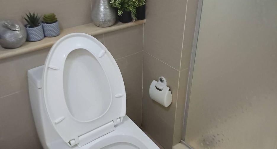 Wohnung zur Miete mit 1 Zimmer in Huai Khwang, Bangkok