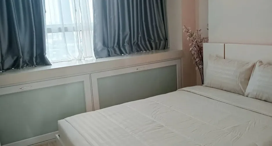 Аренда 1 кровать кондо в Хуаи Кхщанг, Бангкок