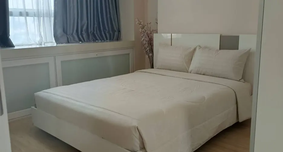 Аренда 1 кровать кондо в Хуаи Кхщанг, Бангкок