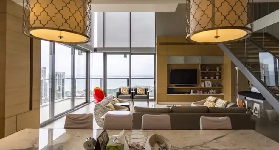 À louer 4 chambres condo à North Pattaya, Pattaya