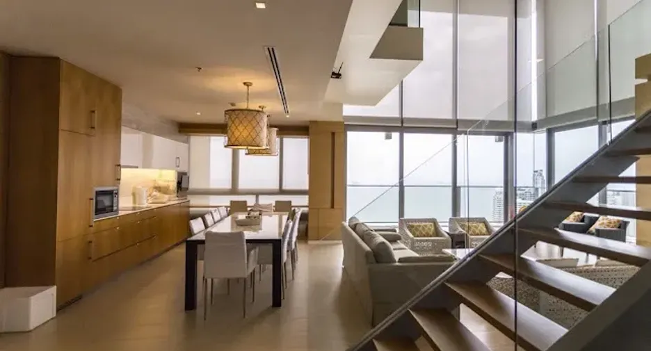 À louer 4 chambres condo à North Pattaya, Pattaya