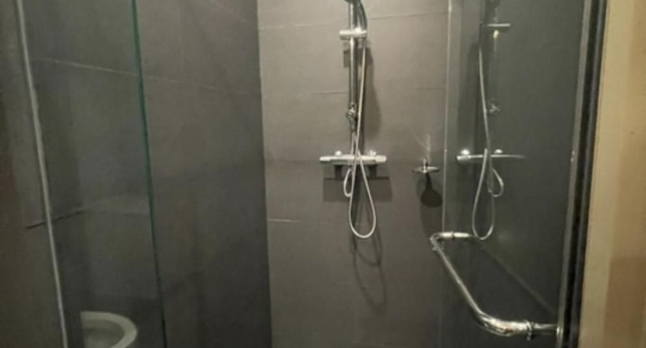 Аренда 2 спальни кондо в Патхум Щан, Бангкок