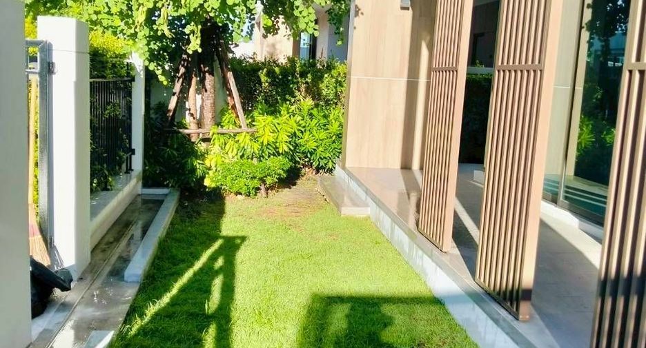 For sale and for rent 4 bedrooms house in Bang Phli, Samut Prakan