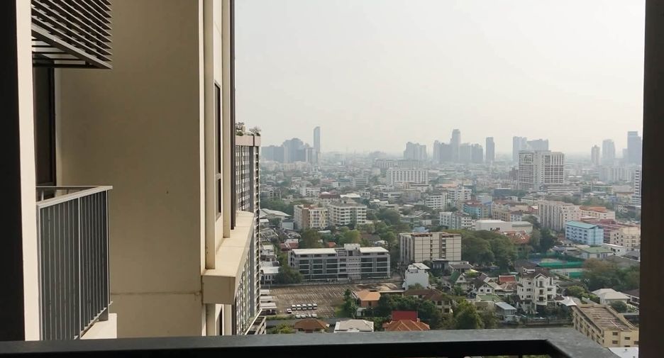 For rent 1 bed condo in Watthana, Bangkok