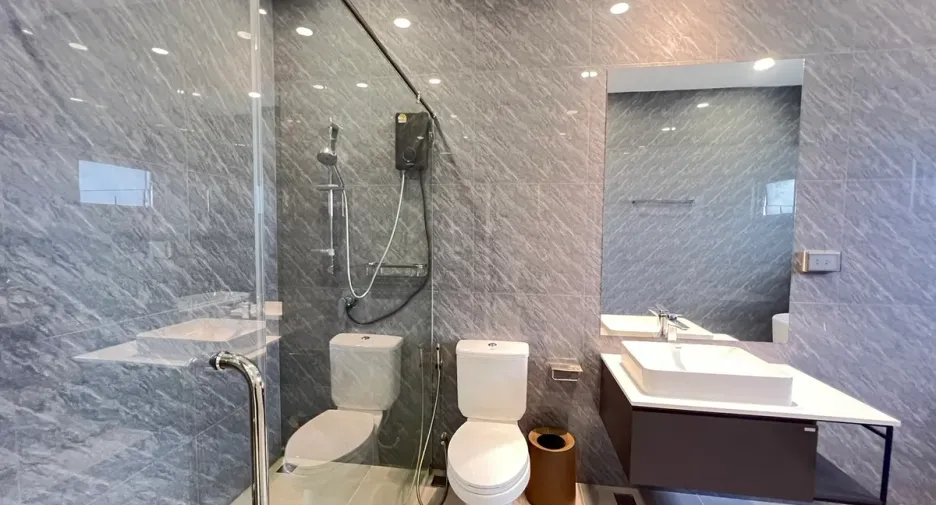 For rent 4 bedrooms house in Huay Yai, Pattaya