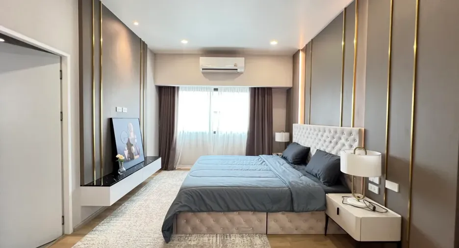 For rent 4 bedrooms house in Huay Yai, Pattaya