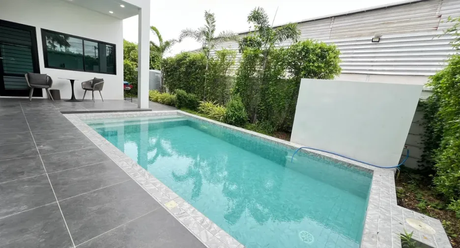 For rent 4 bedrooms house in Huay Yai, Pattaya
