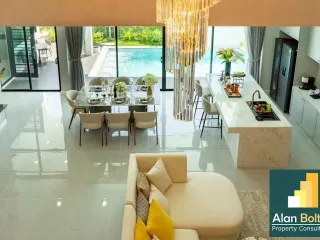 For Rent 4 Bedroom House In Bang Lamung, Chonburi