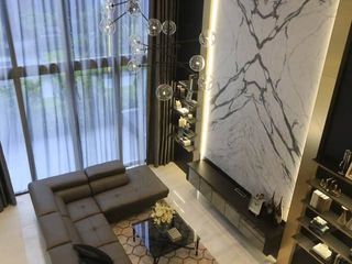 For sale 4 bedrooms townhouse in Watthana, Bangkok