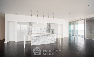For sale 2 bedrooms condo in Sathon, Bangkok