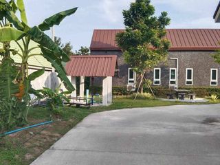Haus zum Kauf mit 1 Zimmer in Bang Lamung, Chonburi