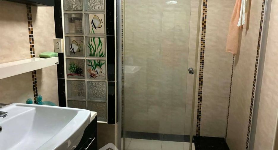 Condo en alquiler de 2 habitaciones en Sathon, Bangkok