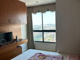 Condo en alquiler de 2 habitaciones en Ratchathewi, Bangkok