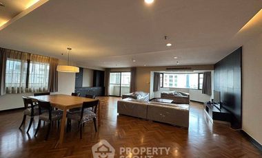 Condo en alquiler de 3 habitaciones en Khlong Toei, Bangkok