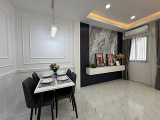 出售 3 卧室 联排别墅 在 Bang Lamung, Chon Buri