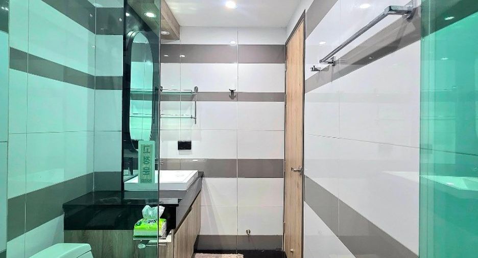 À vendre 2 chambres condo à Pratumnak, Pattaya