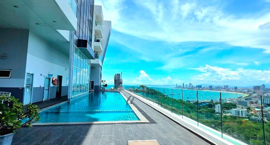 À vendre 2 chambres condo à Pratumnak, Pattaya