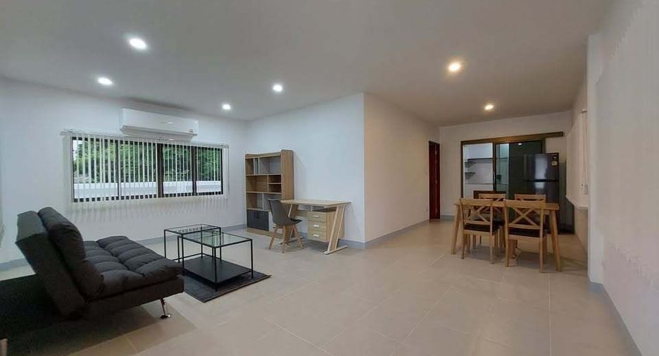 À louer 4 chambres maison à Saraphi, Chiang Mai