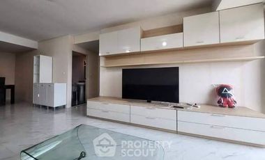 Condo en alquiler de 3 habitaciones en Chatuchak, Bangkok