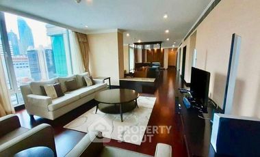 Condo en alquiler de 4 habitaciones en Pathum Wan, Bangkok