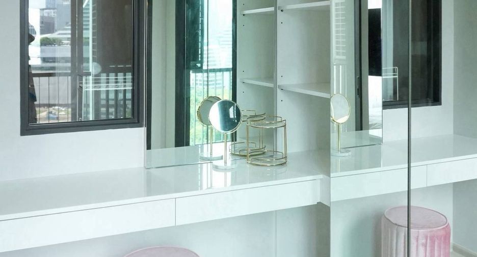 À louer 1 chambre condo à Pathum Wan, Bangkok