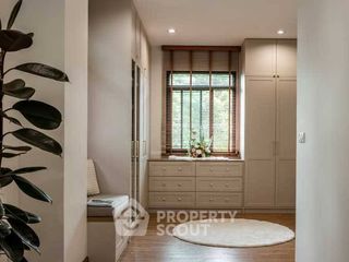 For sale 3 bedrooms townhouse in Bang Sue, Bangkok