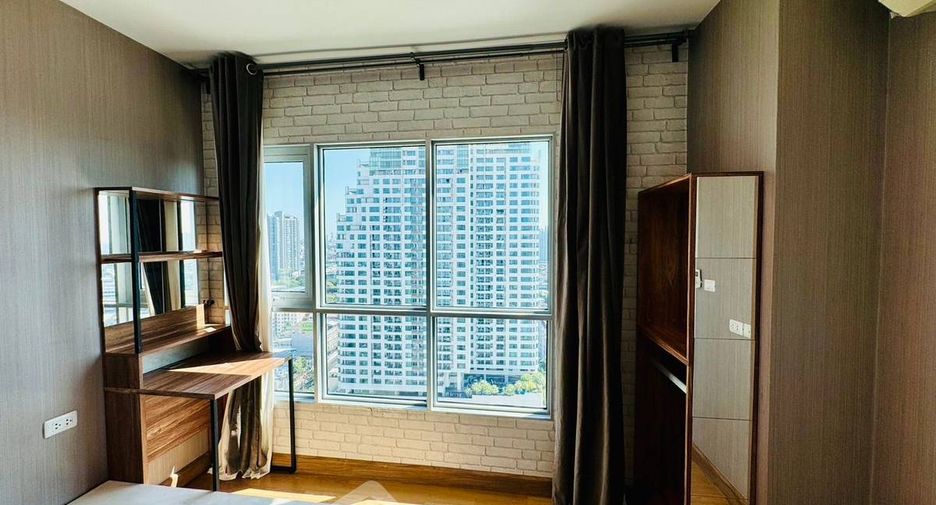 For sale 2 bedrooms condo in Khlong Toei, Bangkok