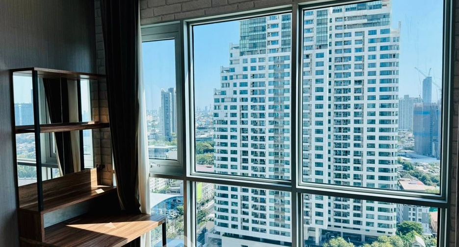 For sale 2 bedrooms condo in Khlong Toei, Bangkok